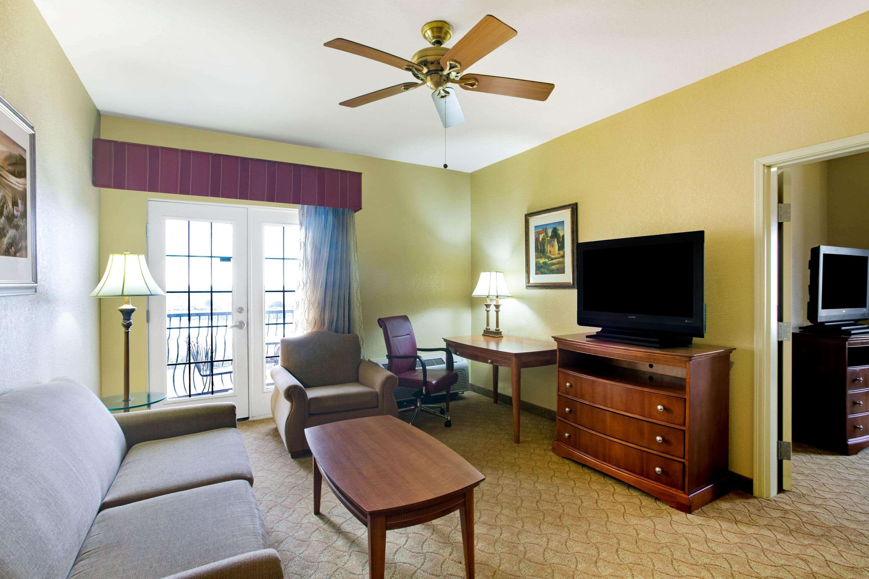 La Quinta By Wyndham Marble Falls Exterior photo