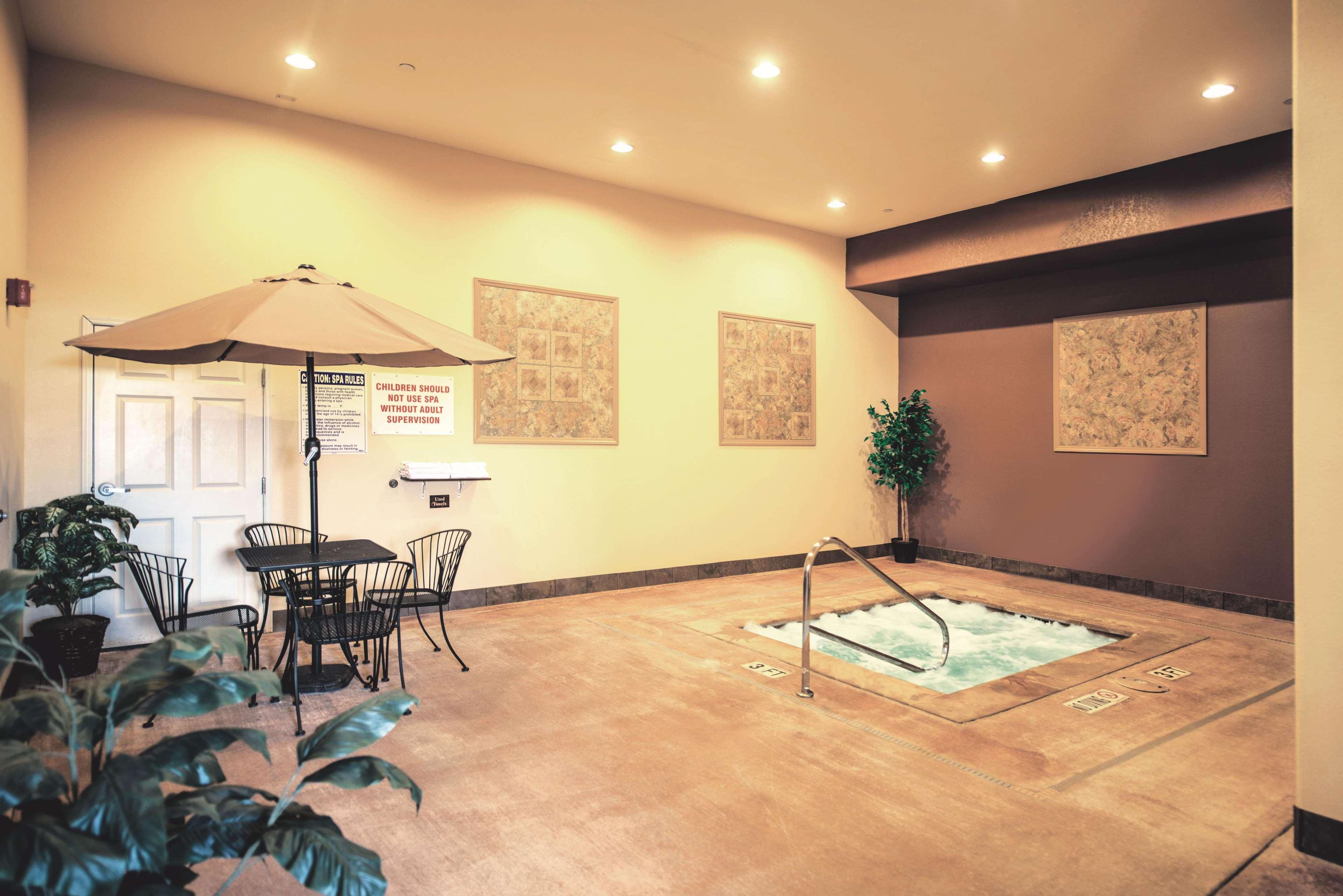 La Quinta By Wyndham Marble Falls Exterior photo