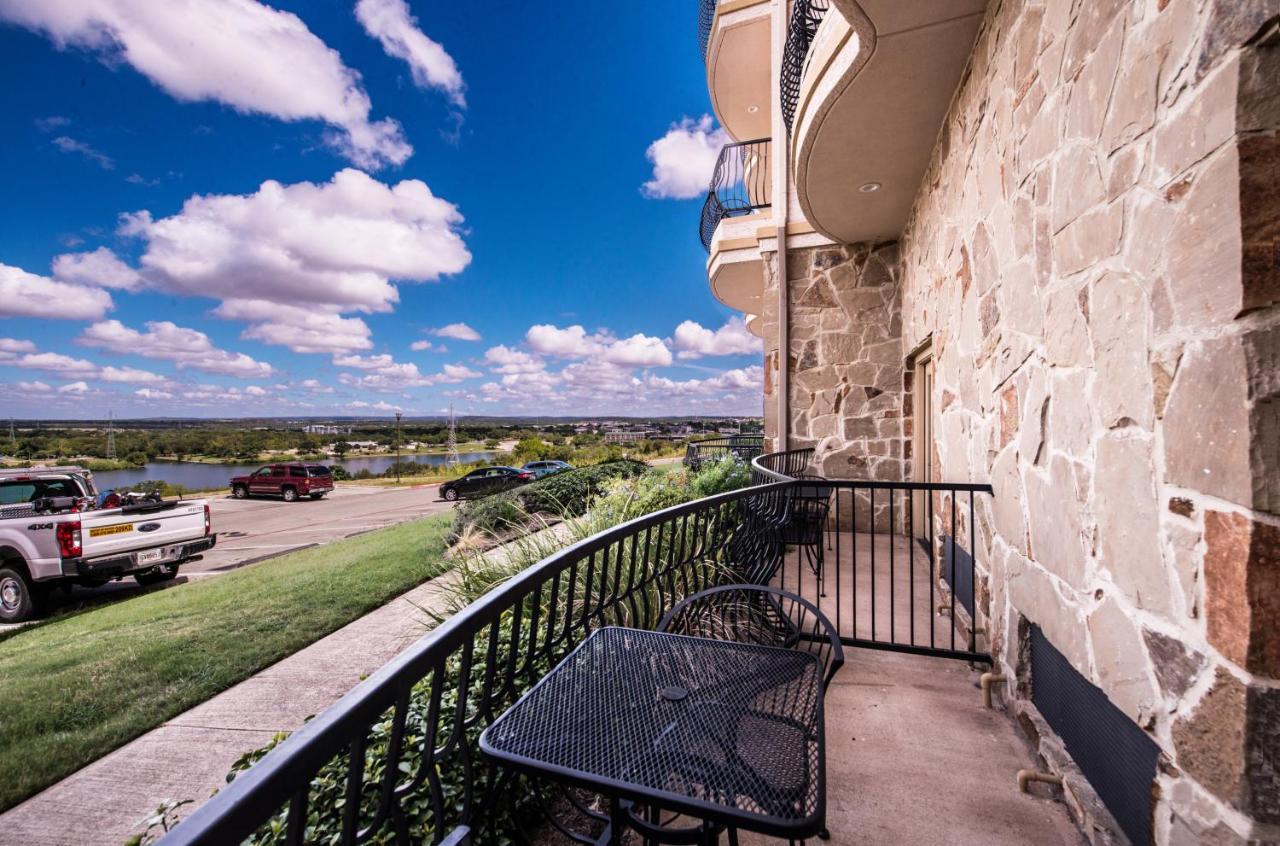 La Quinta By Wyndham Marble Falls Exterior photo